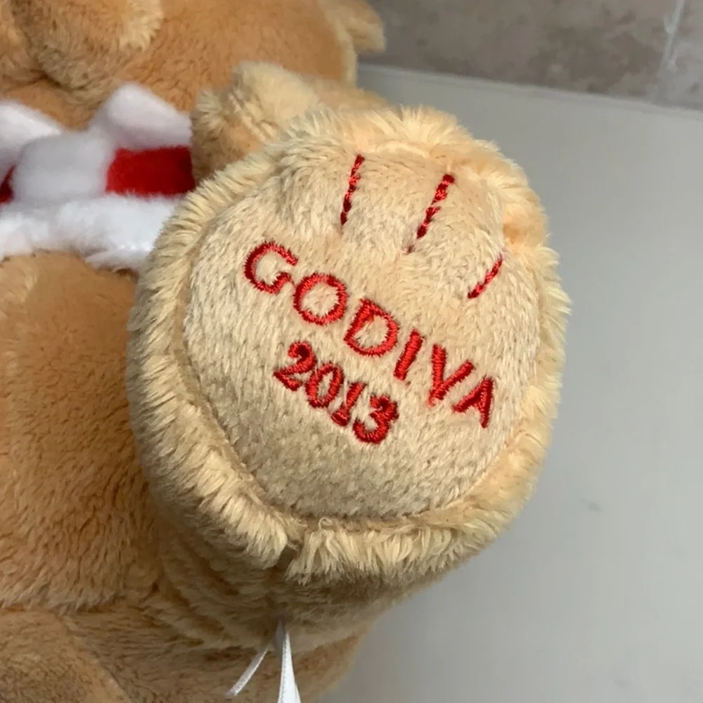 Godiva Santa Bear Plush Toy 2013 Limited Edition Red White Holiday Stocking Hat
